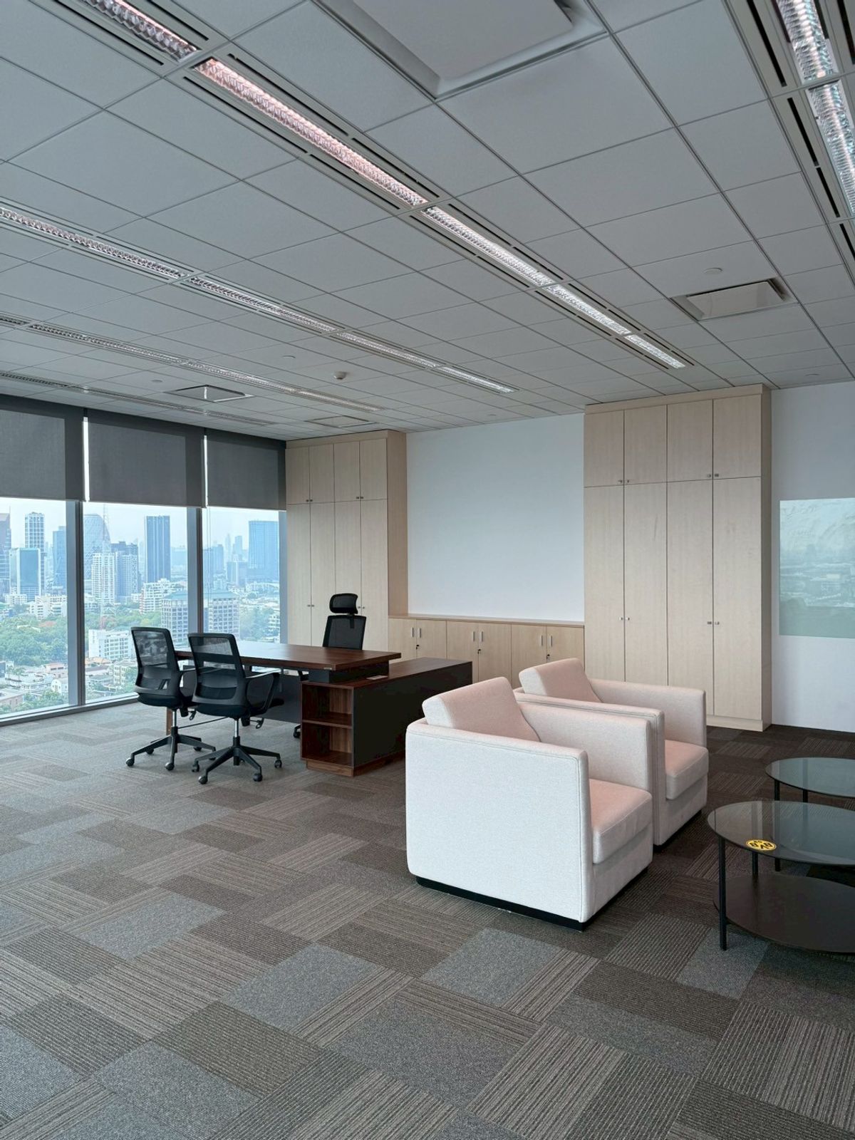 For RentOfficeAri,Anusaowaree : Tipco Tower Office Building for rent in Ari Pradiphat, size 690 sq.m. ✨