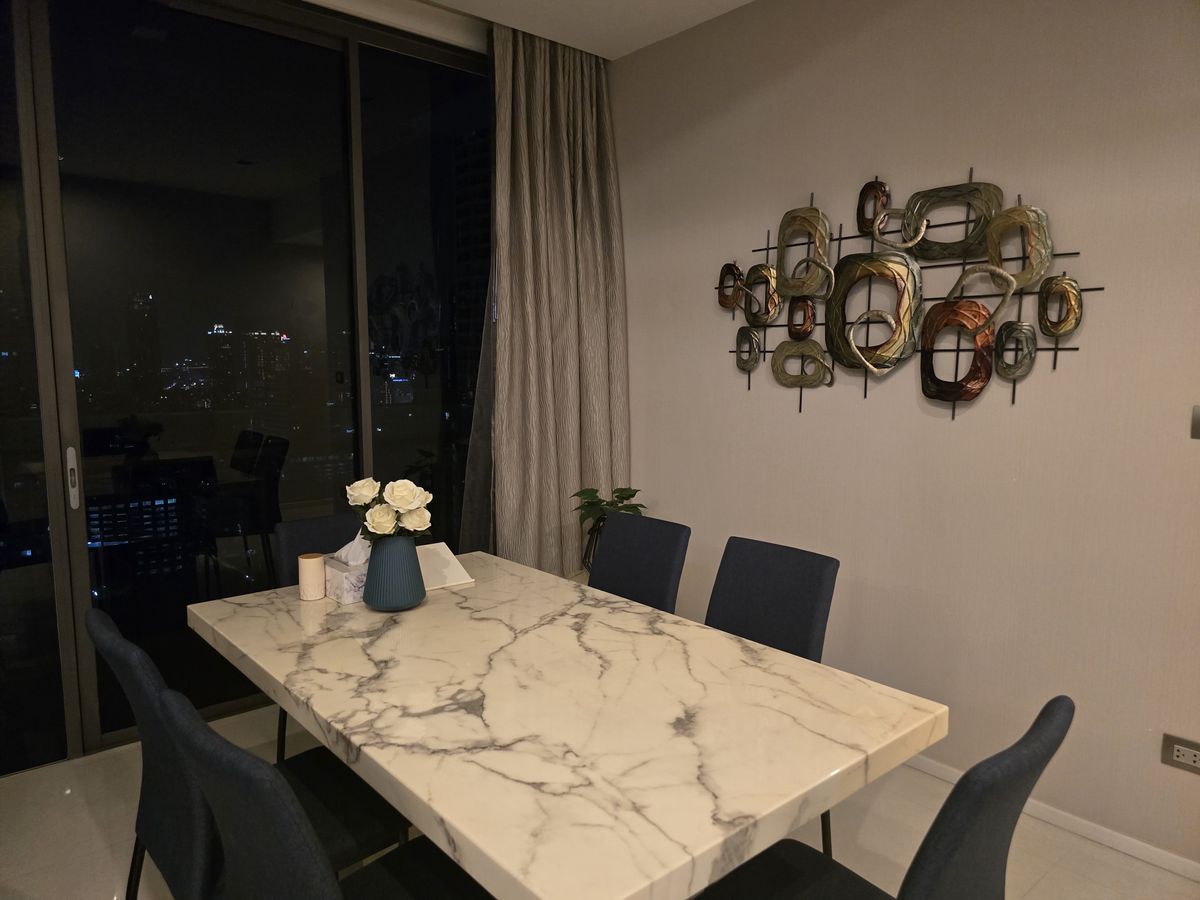 ขายคอนโดสาทร นราธิวาส : The Bangkok Sathorn / ห้องมุมวิวแม่น้ำ แต่งสวยพร้อมอยู่ ติด BTS สุรศักดิ์ / 2 นอน 117 ตร.ม. โทร 0937890899