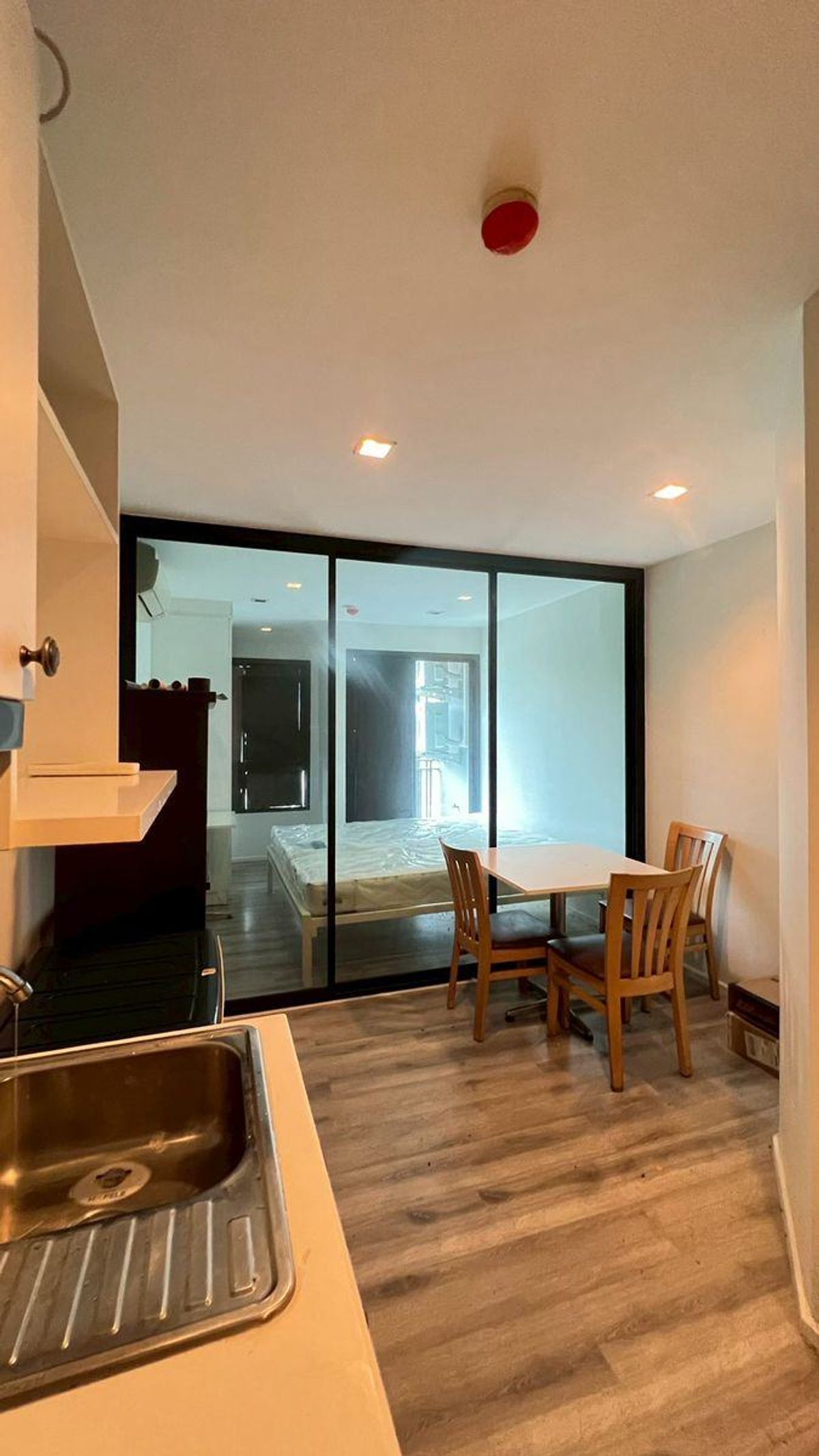 For SaleCondoBangna, Bearing, Lasalle : Condo for sale, The Night, Bearing 1, with full fir. Ready to be in BTS Bearing Samut Prakan
