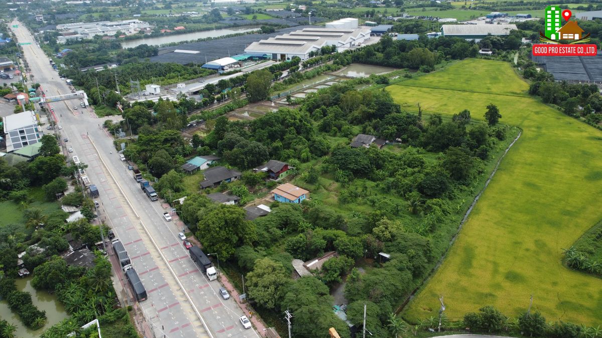 ขายที่ดินนครปฐม : ด่วน!ที่ดินแปลงมุมหน้ากว้าง, ติดถนน 6 เลน ใกล้เมือง, บนสายเศรษฐกิจพุทธมณฑล 8, 1 ไร่ 1 งาน 5 ตารางวา (505ตรว.)ใกล้แหล่งชุมชน-โรงงาน-ตลาด เหมาะลงทุน