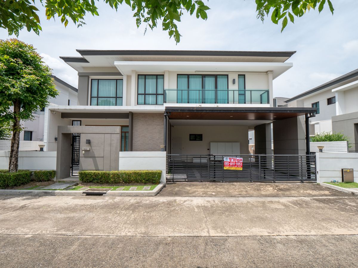 For SaleHouseNonthaburi, Bang Yai, Bangbuathong : House for sale, The City Ratchada - Wongsawang, a large detached house, next to Nakhon In Road, size 75 sq.w., 320 sqm. 4 bedrooms, 4 water, 3 parking, 2 kitchens, 1 housekeeper room like this. The best price in the project is only 19.5 million baht. The 