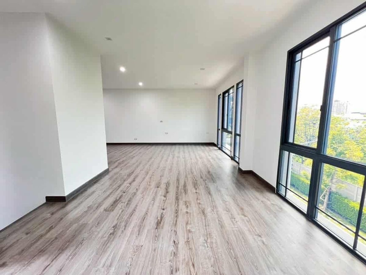 For RentHome OfficeOnnut, Udomsuk : Rental, modern home office, townhome style, home, soi Onnuch 21, Sukhumvit 77, Suan Luang, Bangkok | can register the company