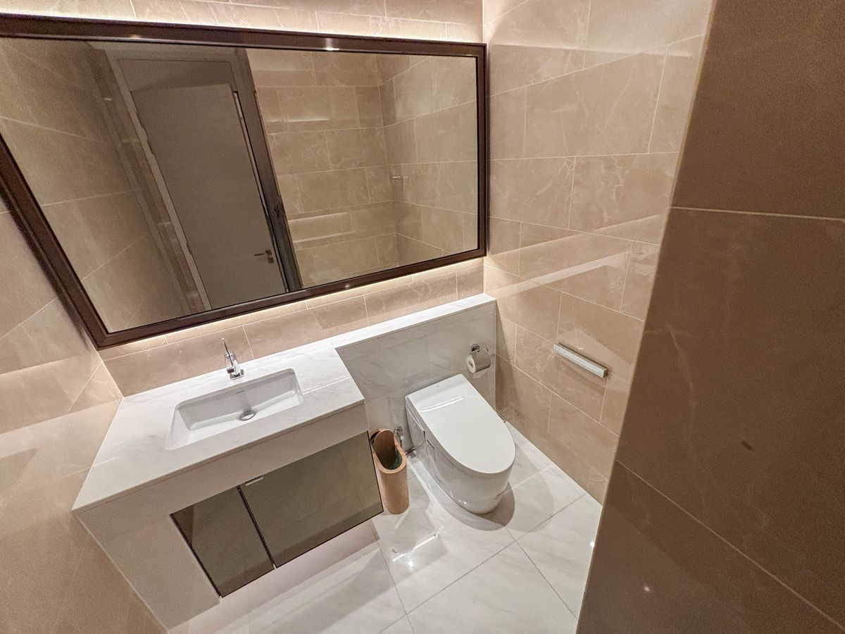 ขายคอนโดวิทยุ ชิดลม หลังสวน : Foreigner Quota ขายคอนโด The Residences at Sindhorn Kempinski ราคา 38,273,000 บาท [KMs250602]