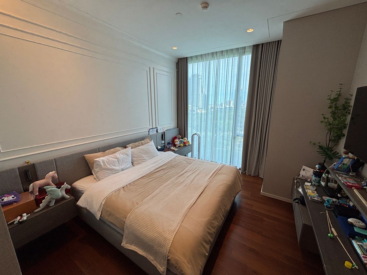 ขายคอนโดวิทยุ ชิดลม หลังสวน : Foreginer Quota ขายคอนโด The Residences at Sindhorn Kempinski ราคา 69,900,000 บาท [KMs250601]