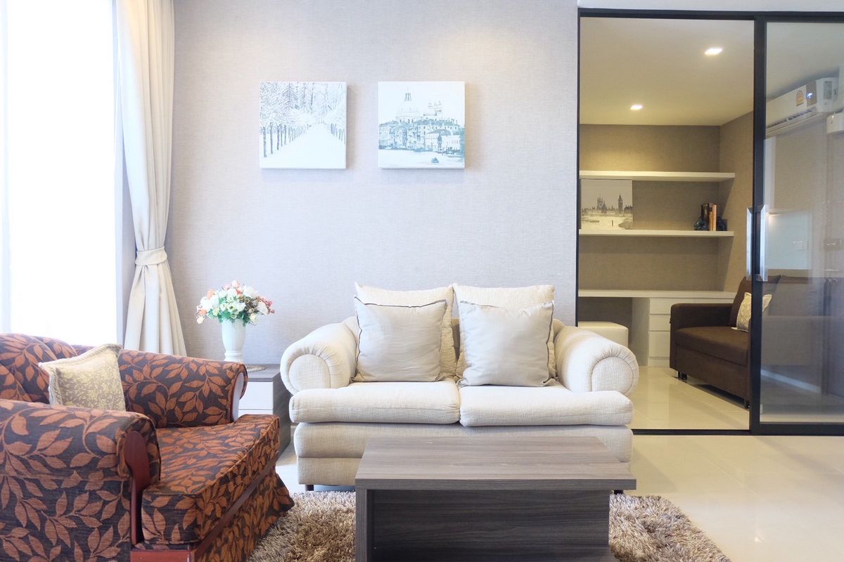 ขายคอนโดรัชดา ห้วยขวาง : Quinn Ratchada 17 CONDO FOR SALE - SPECIAL PRICE!