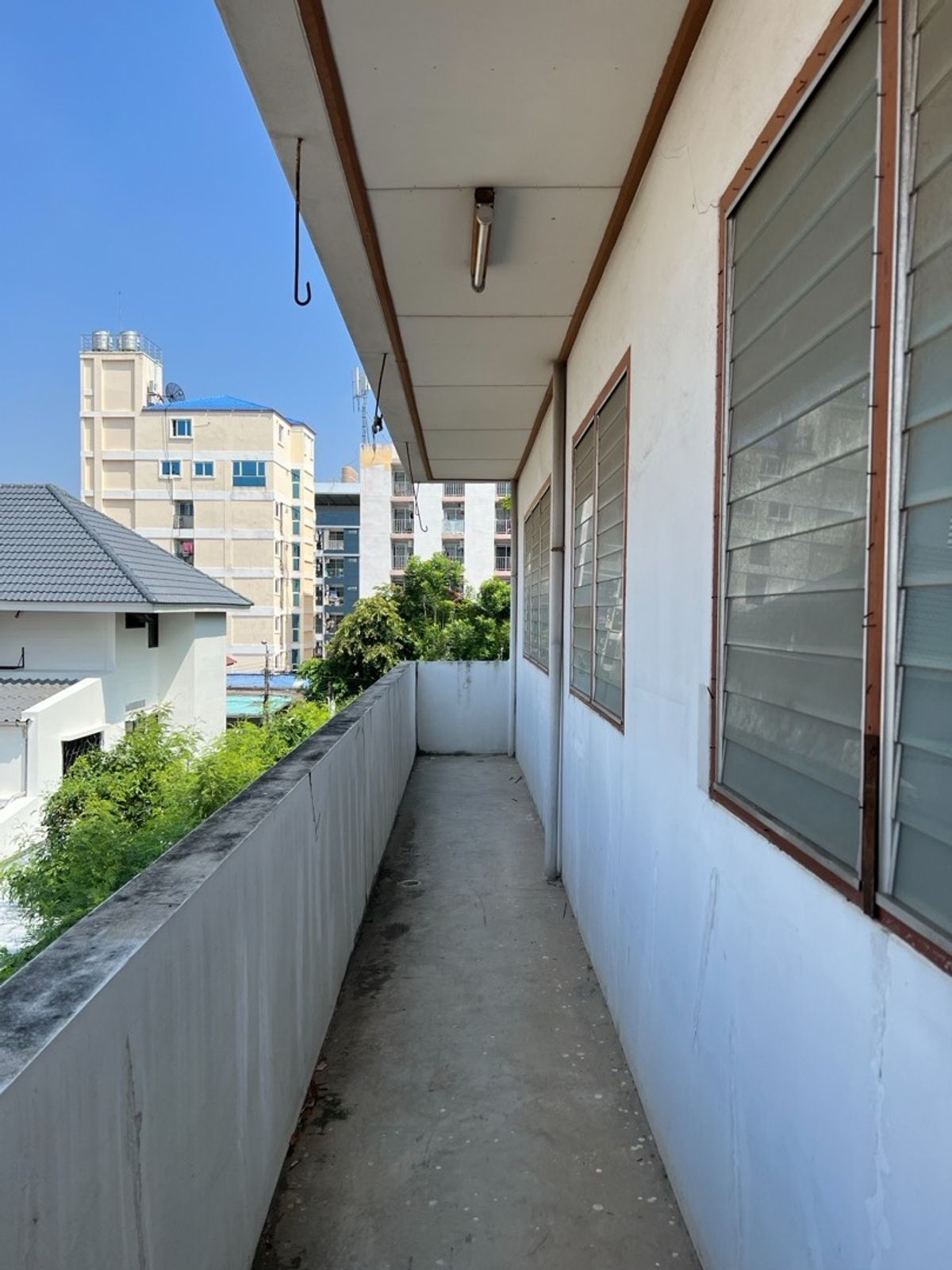 For SaleOfficeBangna, Bearing, Lasalle : 📢👇 4-Storey Building in Bangna-Trad Area – Ideal for Various Business Developments with Convenient Access via Multiple Routes