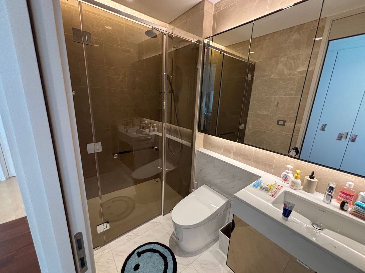 ขายคอนโดวิทยุ ชิดลม หลังสวน : Foreginer Quota ขายคอนโด The Residences at Sindhorn Kempinski ราคา 69,900,000 บาท [KMs250601]