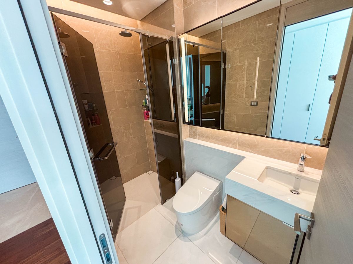 ขายคอนโดวิทยุ ชิดลม หลังสวน : Foreigner Quota ขายคอนโด The Residences at Sindhorn Kempinski ราคา 38,273,000 บาท [KMs250602]