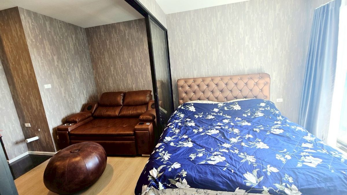 For RentCondoBangna, Bearing, Lasalle : Condo for Rent: A Space Mega Bangna (Building B) 23rd Floor | Room Size: 28.5 sq.m.