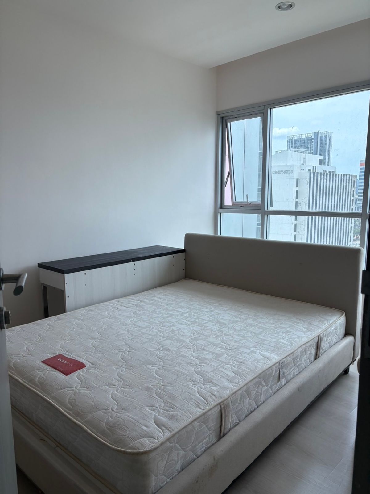 For SaleCondoRatchadapisek, Huaikwang, Suttisan : ⚡️ 2 bedrooms, Huai Khwang 3.89MB⚡️Life Ratchadapisek 2Bed1bath 45SQM 3.89MB🔥 Interested, contact 📞 Putter 0928895628