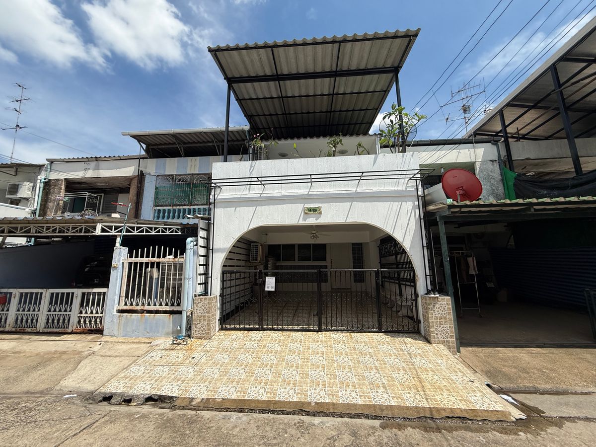 ให้เช่าทาวน์โฮมอ่อนนุช อุดมสุข : บ้าน Townhouse ให้เช่า 3 ห้องนอน 3 ห้องน้ำ อุดมสุข ติดรถไฟฟ้า BTS สายสีเขียว