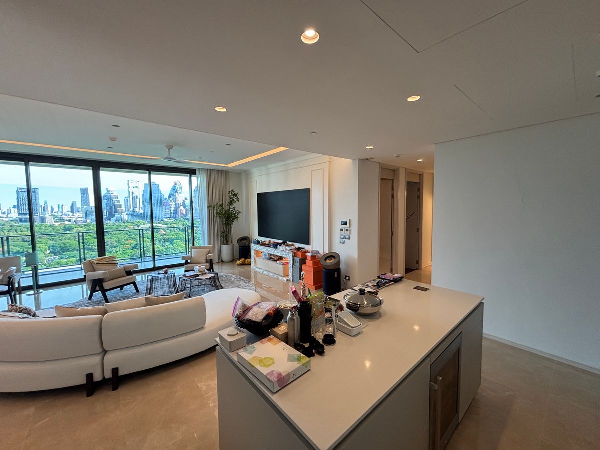 ขายคอนโดวิทยุ ชิดลม หลังสวน : Foreginer Quota ขายคอนโด The Residences at Sindhorn Kempinski ราคา 69,900,000 บาท [KMs250601]