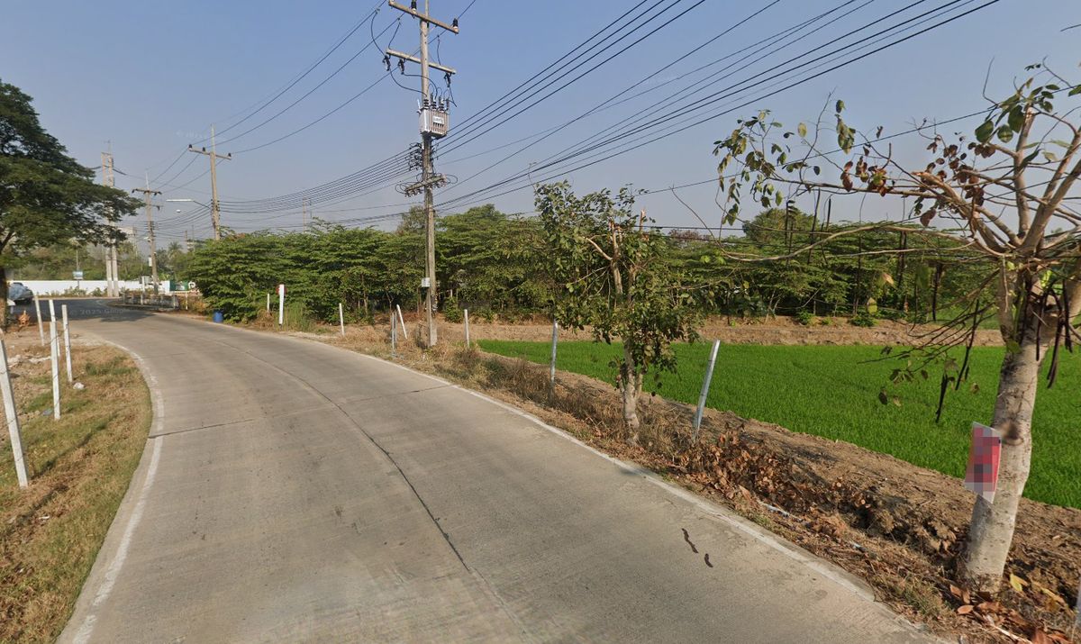 ขายที่ดินนครปฐม : ด่วน!ที่ดินแปลงมุมหน้ากว้าง, ติดถนน 6 เลน ใกล้เมือง, บนสายเศรษฐกิจพุทธมณฑล 8, 1 ไร่ 1 งาน 5 ตารางวา (505ตรว.)ใกล้แหล่งชุมชน-โรงงาน-ตลาด เหมาะลงทุน