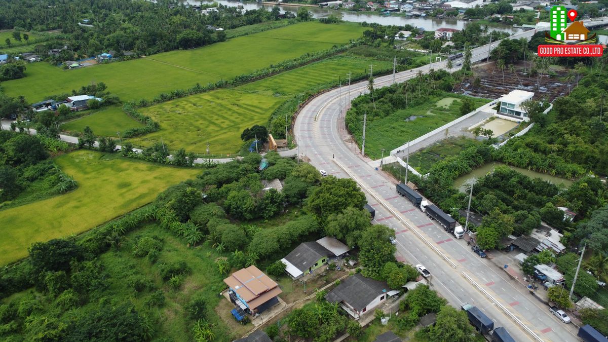 ขายที่ดินนครปฐม : ด่วน!ที่ดินแปลงมุมหน้ากว้าง, ติดถนน 6 เลน ใกล้เมือง, บนสายเศรษฐกิจพุทธมณฑล 8, 1 ไร่ 1 งาน 5 ตารางวา (505ตรว.)ใกล้แหล่งชุมชน-โรงงาน-ตลาด เหมาะลงทุน