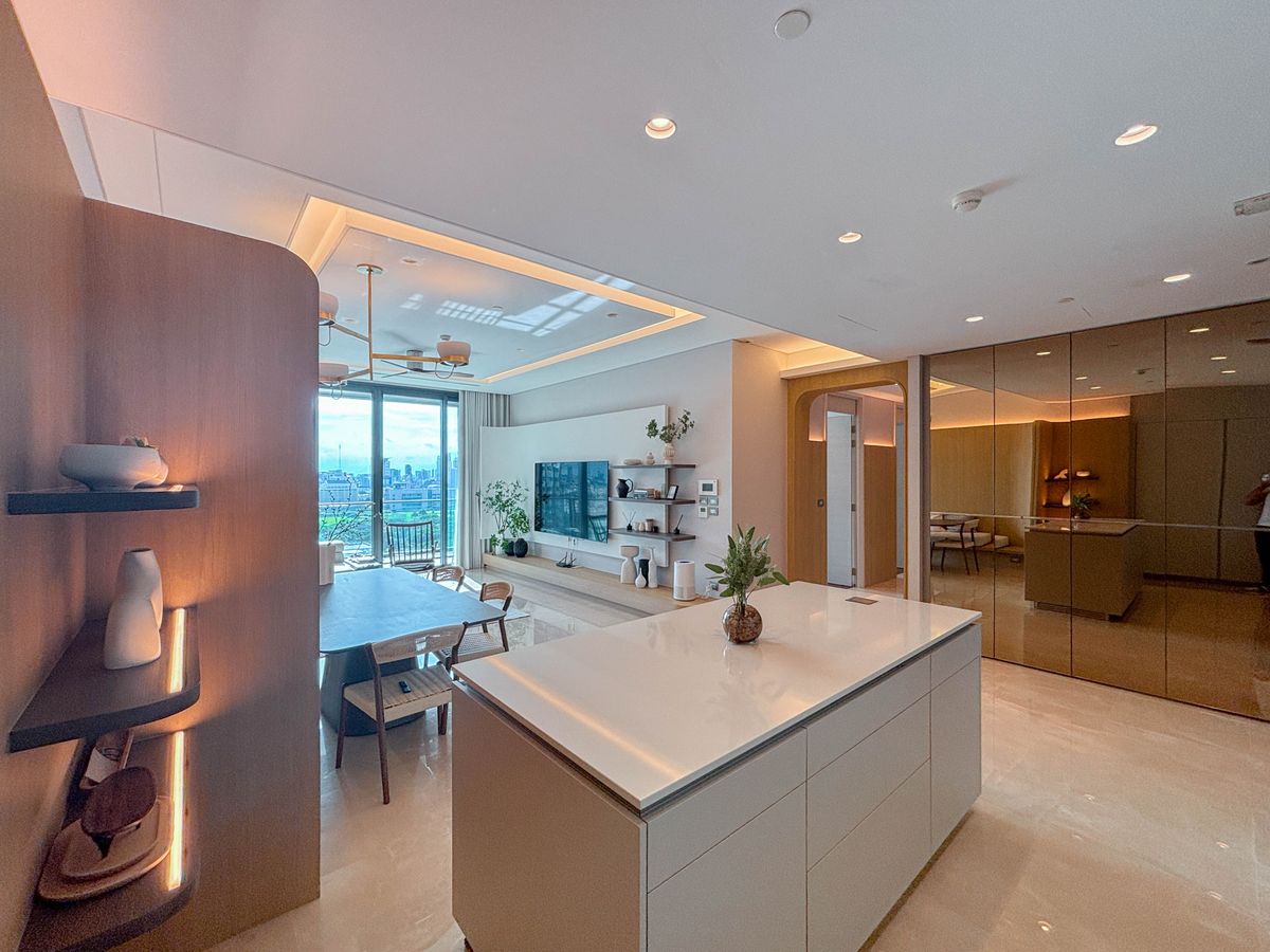 ขายคอนโดวิทยุ ชิดลม หลังสวน : Foreigner Quota ขายคอนโด The Residences at Sindhorn Kempinski ราคา 38,273,000 บาท [KMs250602]