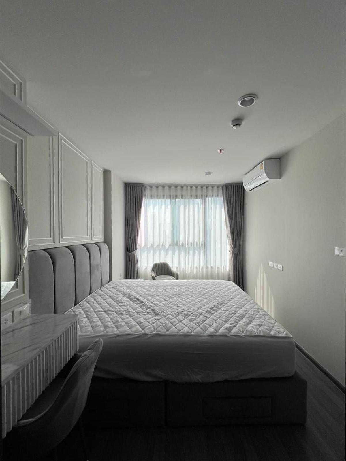 IJ04006 - Ideo Chula - Samyan :   MRT Samyan / BTS Saladaeng / Chulalongkorn University Loading...