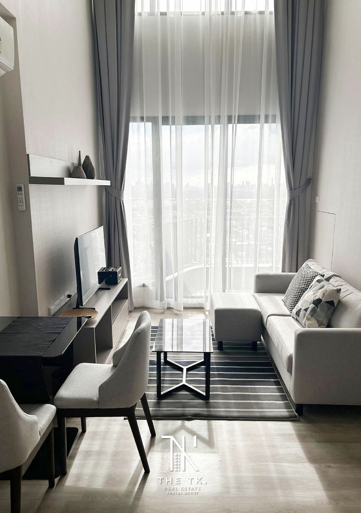 ให้เช่าคอนโดบางนา แบริ่ง ลาซาล : ให้เช่าคอนโด IDEO MOBI Sukhumvit Eastpoint Duplex ขนาด 50 ตร.ม. 1 ห้องนอน 1 ห้องน้ำ ใกล้ BTS บางนา | ติดต่อคุณทีเค Line ID @637ilhsj