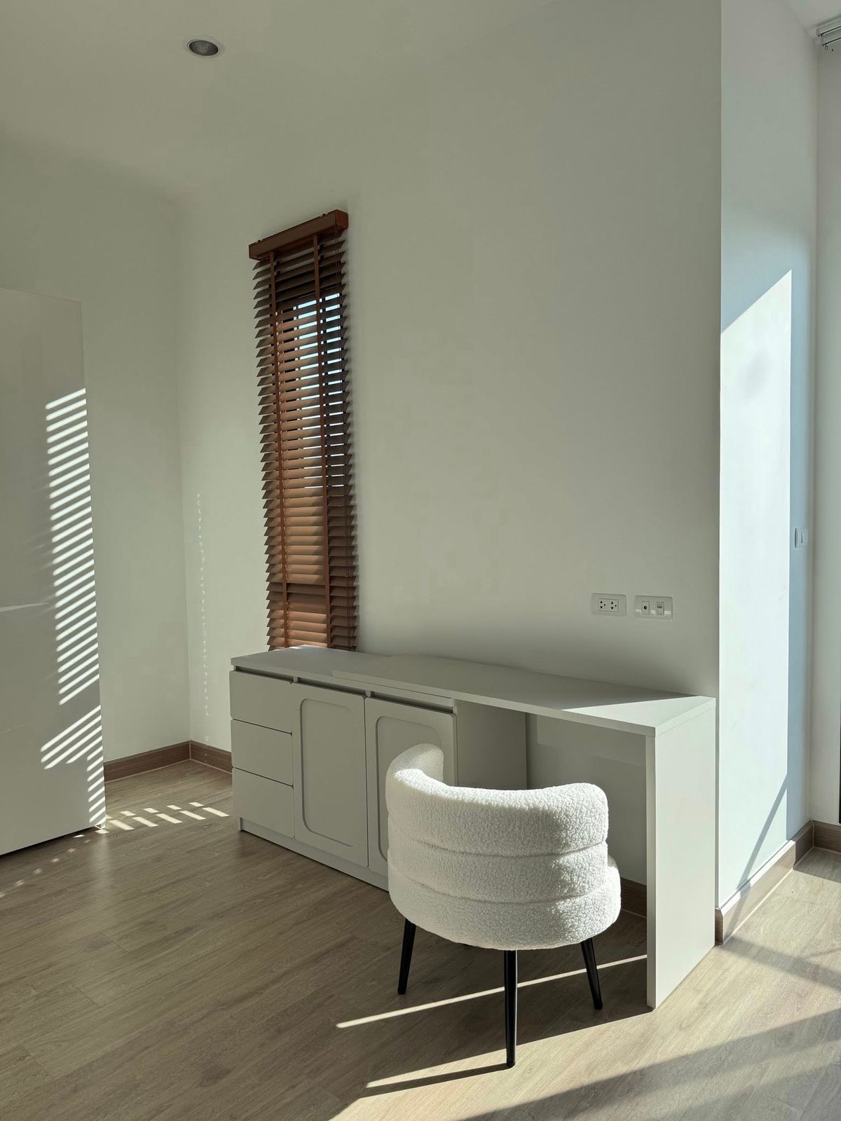 For RentHouseBangna, Bearing, Lasalle : K-6483 for rent! Como Bianca II Twin House