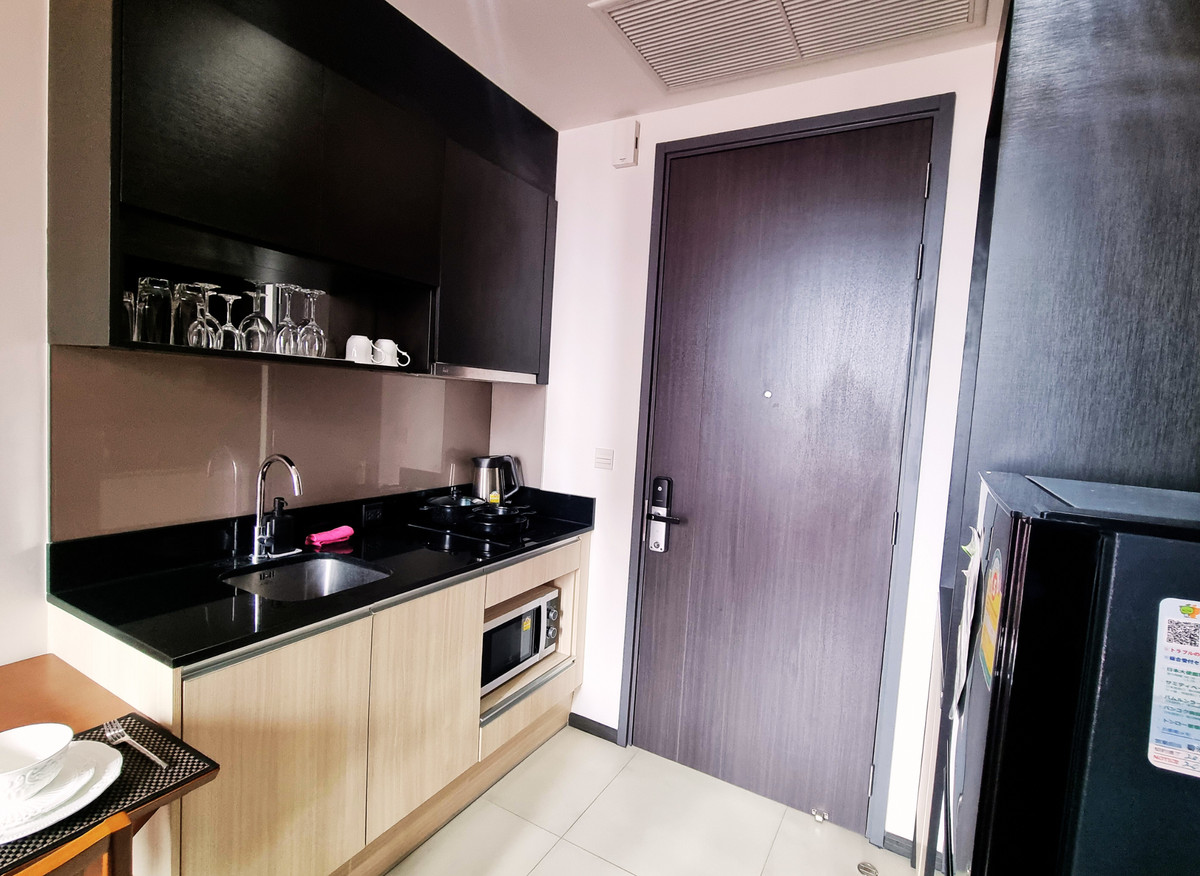 ให้เช่าคอนโดสุขุมวิท อโศก ทองหล่อ : ปล่อยเช่า! 🏙️ EDGE Sukhumvit 23 ห้องสวยใจกลางอโศก ใช้ชีวิตเมืองที่ลงตัวที่สุด!