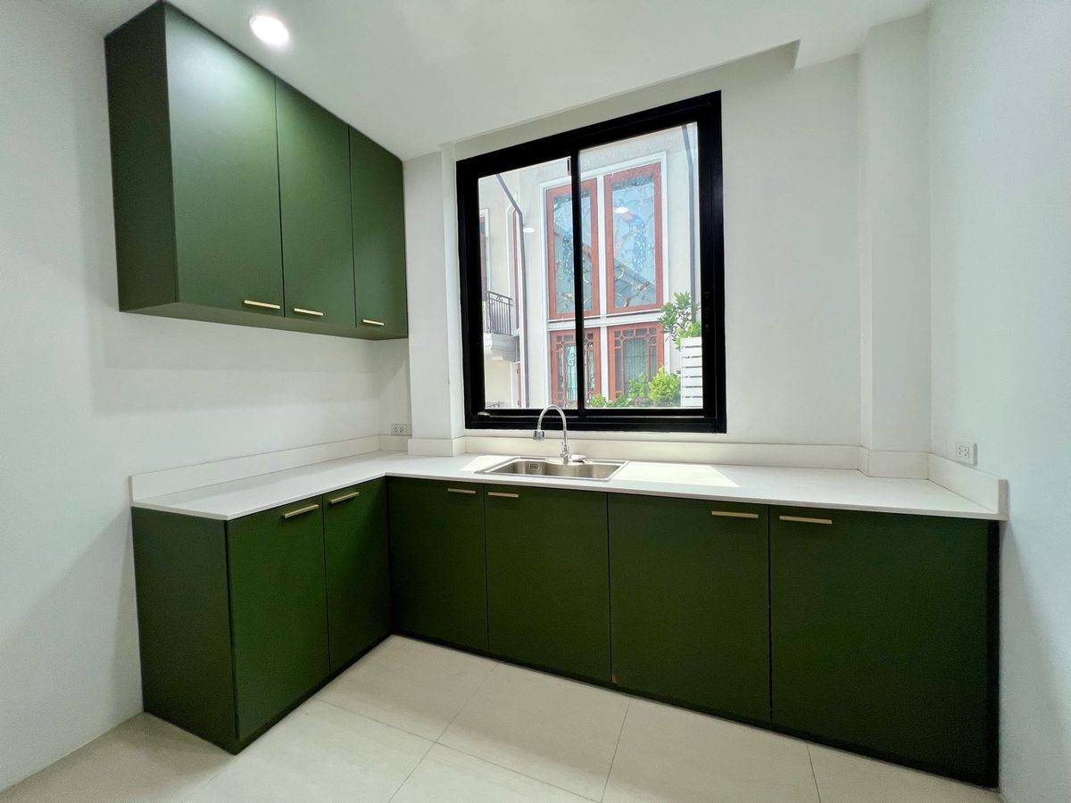 ขายโฮมออฟฟิศพระราม 9 เพชรบุรีตัดใหม่ RCA : 📣 [For Sale] โฮมออฟฟิศพระราม 9 5 ชั้น พร้อมลิฟต์ส่วนตัว ✨ ใจกลางพระราม 9 ซอย 57/1 (Meloft Rama9 Home Office) แต่งครบ พร้อมใช้งาน