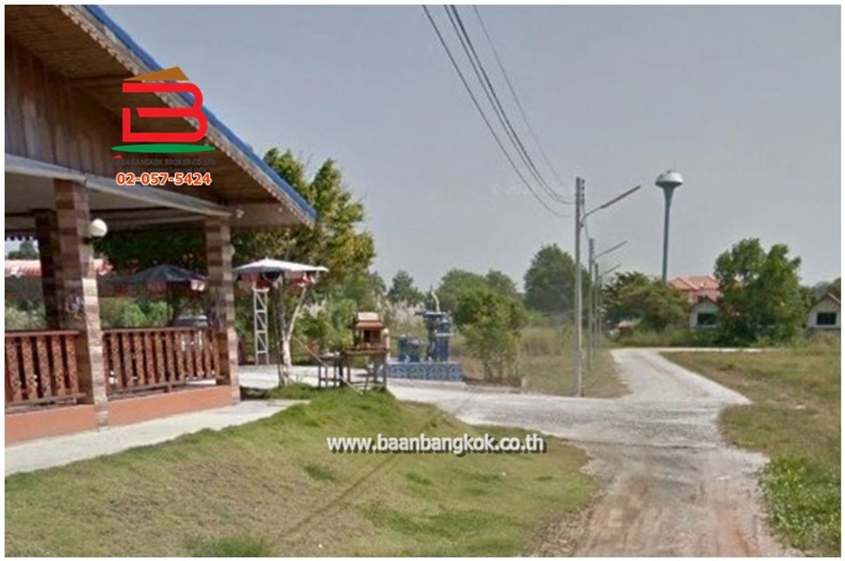 For SaleLandRayong : Empty land, area of 2-0-25 rai, near Je Porn Pak Southern Restaurant (Seafood), Sukhumvit Road, Taphong Subdistrict, Mueang District, Rayong Province
