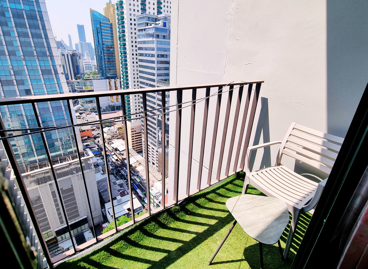 ให้เช่าคอนโดสุขุมวิท อโศก ทองหล่อ : ปล่อยเช่า! 🏙️ EDGE Sukhumvit 23 ห้องสวยใจกลางอโศก ใช้ชีวิตเมืองที่ลงตัวที่สุด!