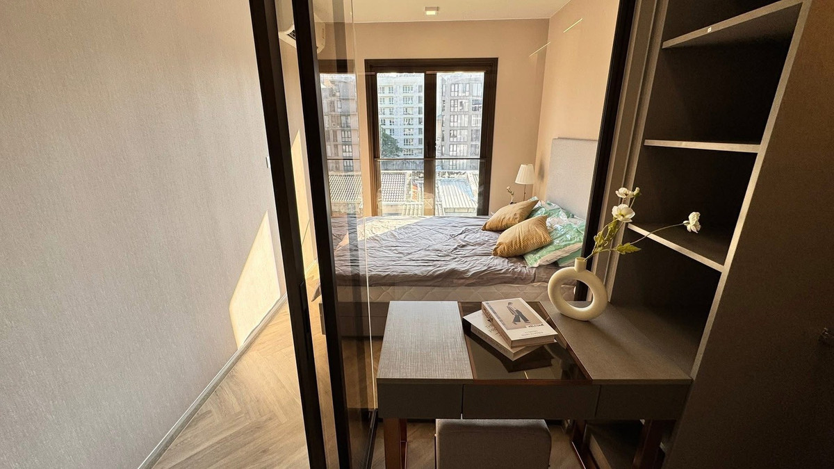 ให้เช่าคอนโดสุขุมวิท อโศก ทองหล่อ : ✨ GT15965 |  คอนโด Chapter Thonglor 25 เดินทางสะดวก ใกล้รถไฟฟ้าบีทีเอส มีรถรับส่ง ห้องสวย เฟอร์นิเจอร์ครบ พร้อมอยู่