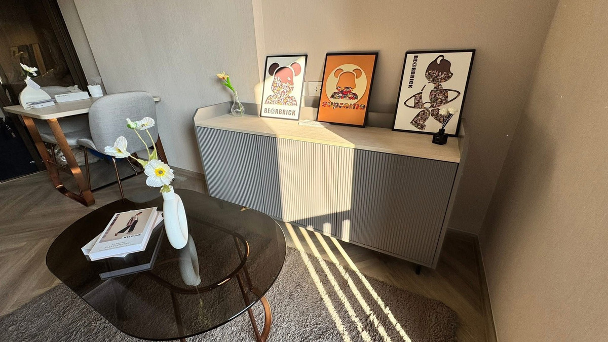 ให้เช่าคอนโดสุขุมวิท อโศก ทองหล่อ : ✨ GT15965 |  คอนโด Chapter Thonglor 25 เดินทางสะดวก ใกล้รถไฟฟ้าบีทีเอส มีรถรับส่ง ห้องสวย เฟอร์นิเจอร์ครบ พร้อมอยู่