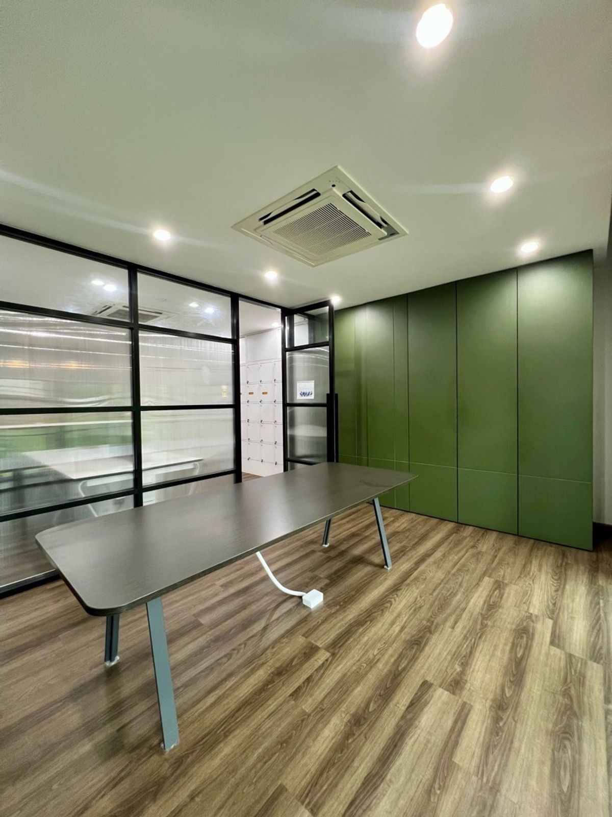 ขายโฮมออฟฟิศพระราม 9 เพชรบุรีตัดใหม่ RCA : 📣 [For Sale] โฮมออฟฟิศพระราม 9 5 ชั้น พร้อมลิฟต์ส่วนตัว ✨ ใจกลางพระราม 9 ซอย 57/1 (Meloft Rama9 Home Office) แต่งครบ พร้อมใช้งาน