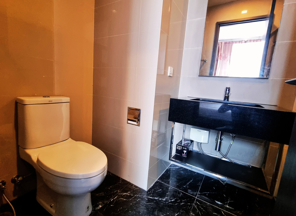 ให้เช่าคอนโดสุขุมวิท อโศก ทองหล่อ : ปล่อยเช่า! 🏙️ EDGE Sukhumvit 23 ห้องสวยใจกลางอโศก ใช้ชีวิตเมืองที่ลงตัวที่สุด!