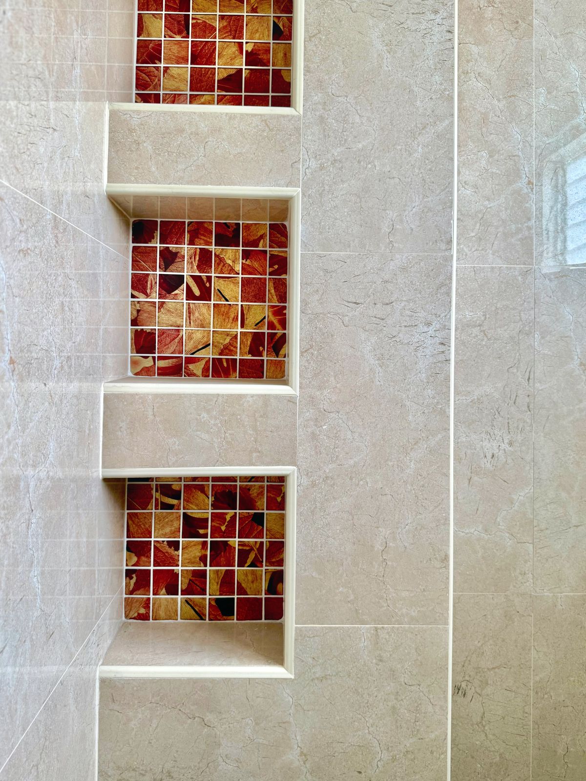 ขายบ้านปิ่นเกล้า จรัญสนิทวงศ์ : ขายบ้านเดี่ยวหลังใหญ่ 2 ชั้น ห้องมุม หมู่บ้านสวนดอกไม้ บรมราชชนนี 105