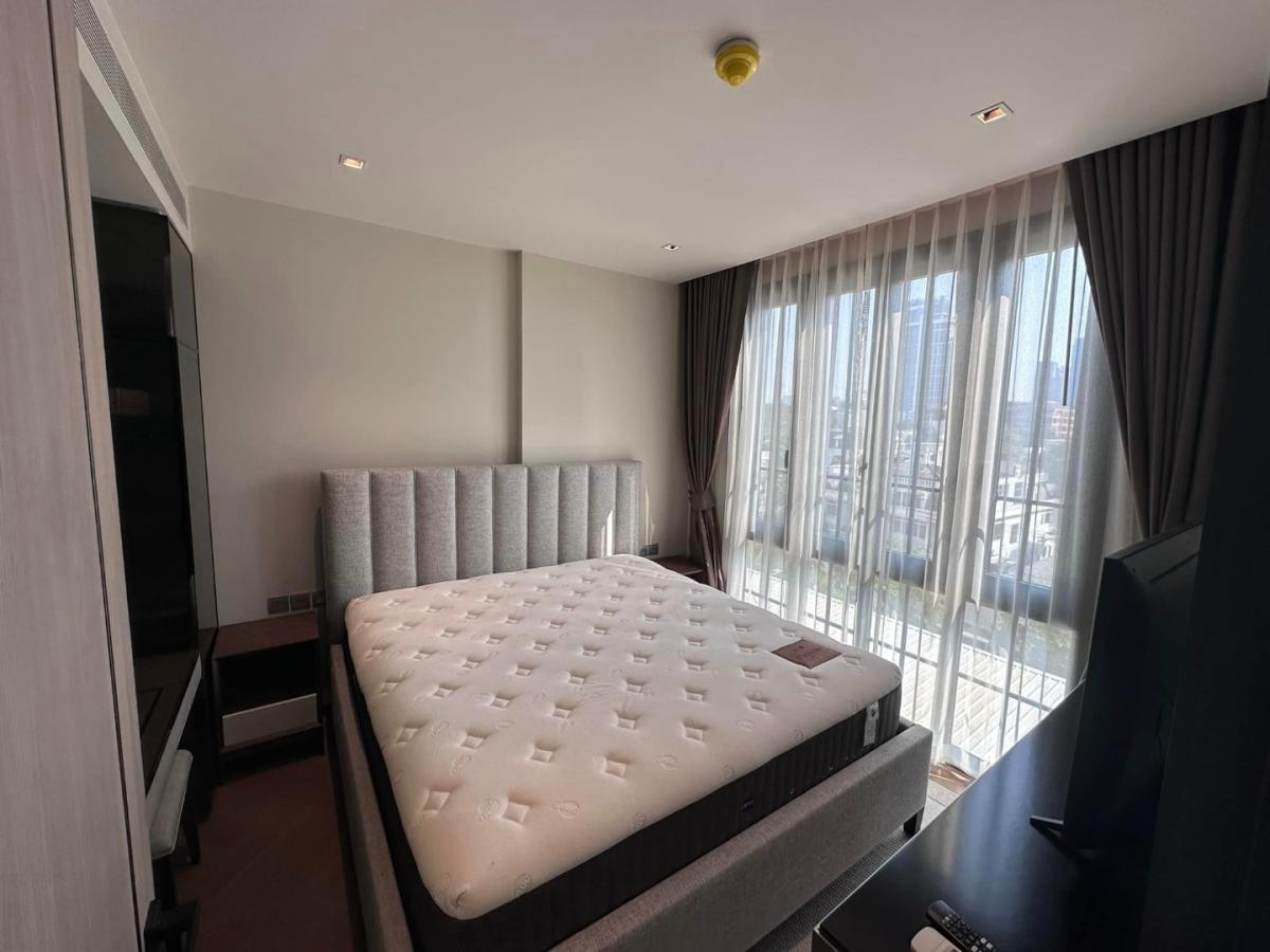 For SaleCondoSukhumvit, Asoke, Thonglor : 🔥Urgent Sale + 🔥The Reserve Sukhumvit 61, near BTS Ekkamai, fully furnished, ready to move in