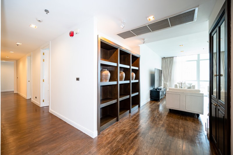 For RentCondoWitthayu, Chidlom, Langsuan, Ploenchit : 🔥Urgent for rent+🔥Athenee Residence, near BTS Ploenchit, fully furnished, ready to move in