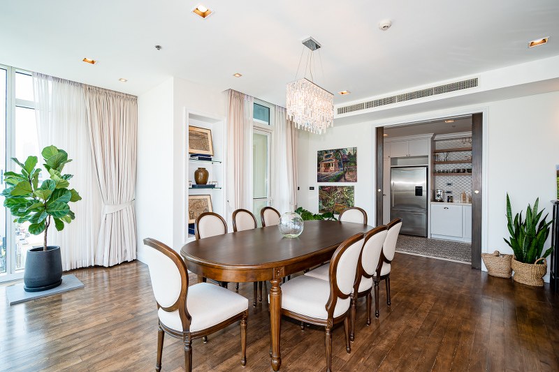 For RentCondoWitthayu, Chidlom, Langsuan, Ploenchit : 🔥Urgent for rent+🔥Athenee Residence, near BTS Ploenchit, fully furnished, ready to move in