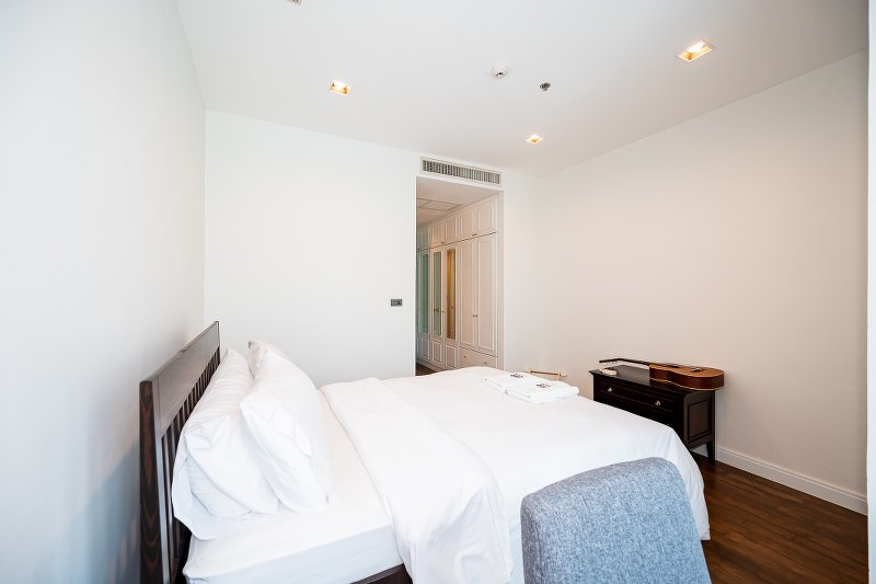 For RentCondoWitthayu, Chidlom, Langsuan, Ploenchit : 🔥Urgent for rent+🔥Athenee Residence, near BTS Ploenchit, fully furnished, ready to move in