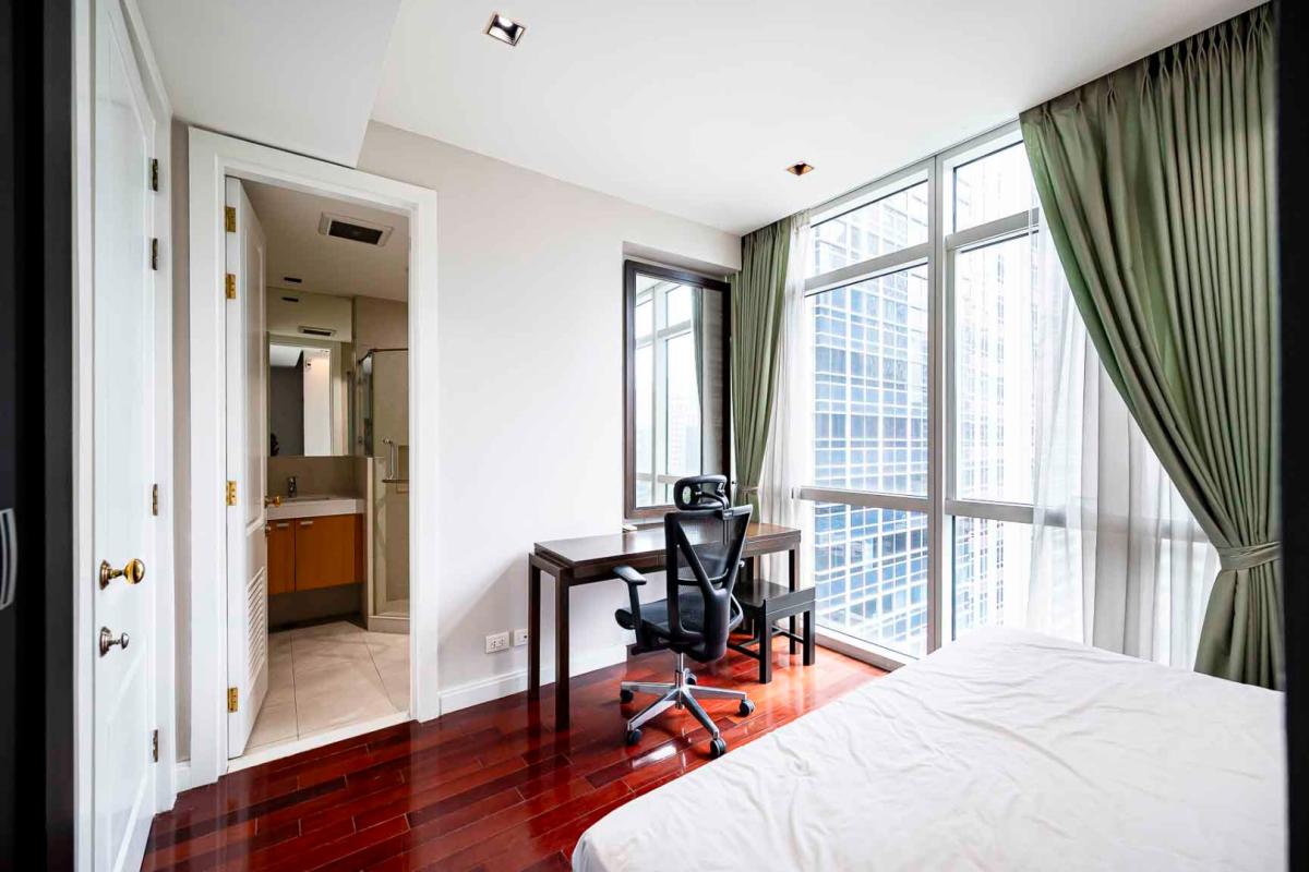 For RentCondoWitthayu, Chidlom, Langsuan, Ploenchit : 🔥Urgent for rent+🔥Athenee Residence, near BTS Ploenchit, fully furnished, ready to move in
