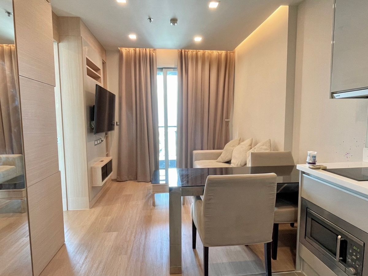 ให้เช่าคอนโดพระราม 9 เพชรบุรีตัดใหม่ RCA : (for rent) The Address Asoke ใกล้ MRT เพชรบุรี และ Airport Link มักกะสัน