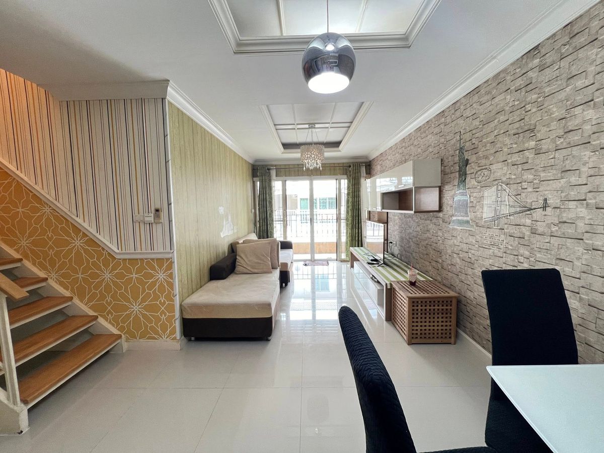 ให้เช่าทาวน์โฮมสมุทรปราการ สำโรง : 🏡BN045 ให้เช่าทาวน์โฮม ตกแต่งครบพร้อมอยู่ ใกล้ Mega Bangna 🏡.  
