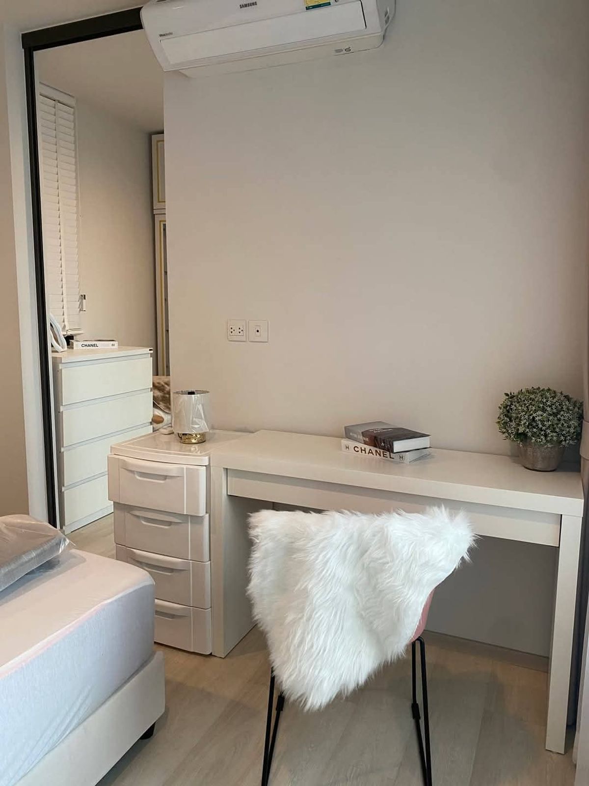 ให้เช่าคอนโดวิทยุ ชิดลม หลังสวน : ให้เช่า 📍 Life One Wireless 📍 เฟอร์นิเจอร์ และ เครื่องใช้ไฟฟ้าครบ ใกล้ BTS เพลินจิต