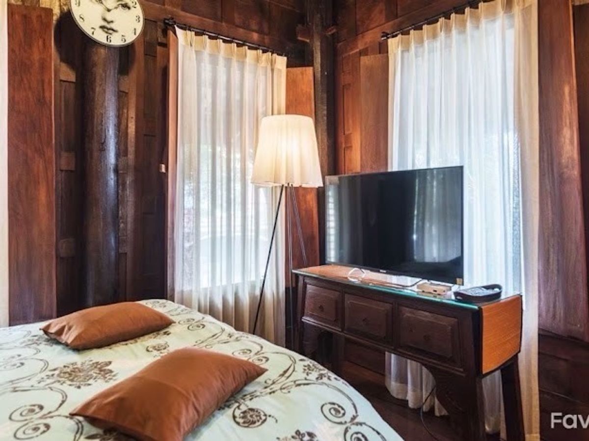 ขายบ้านโชคชัย4 ลาดพร้าว71 : 📍K017 ขายเรือนไทยโบราณ โชคชัย 4 มีอยู่ 5 หลัง