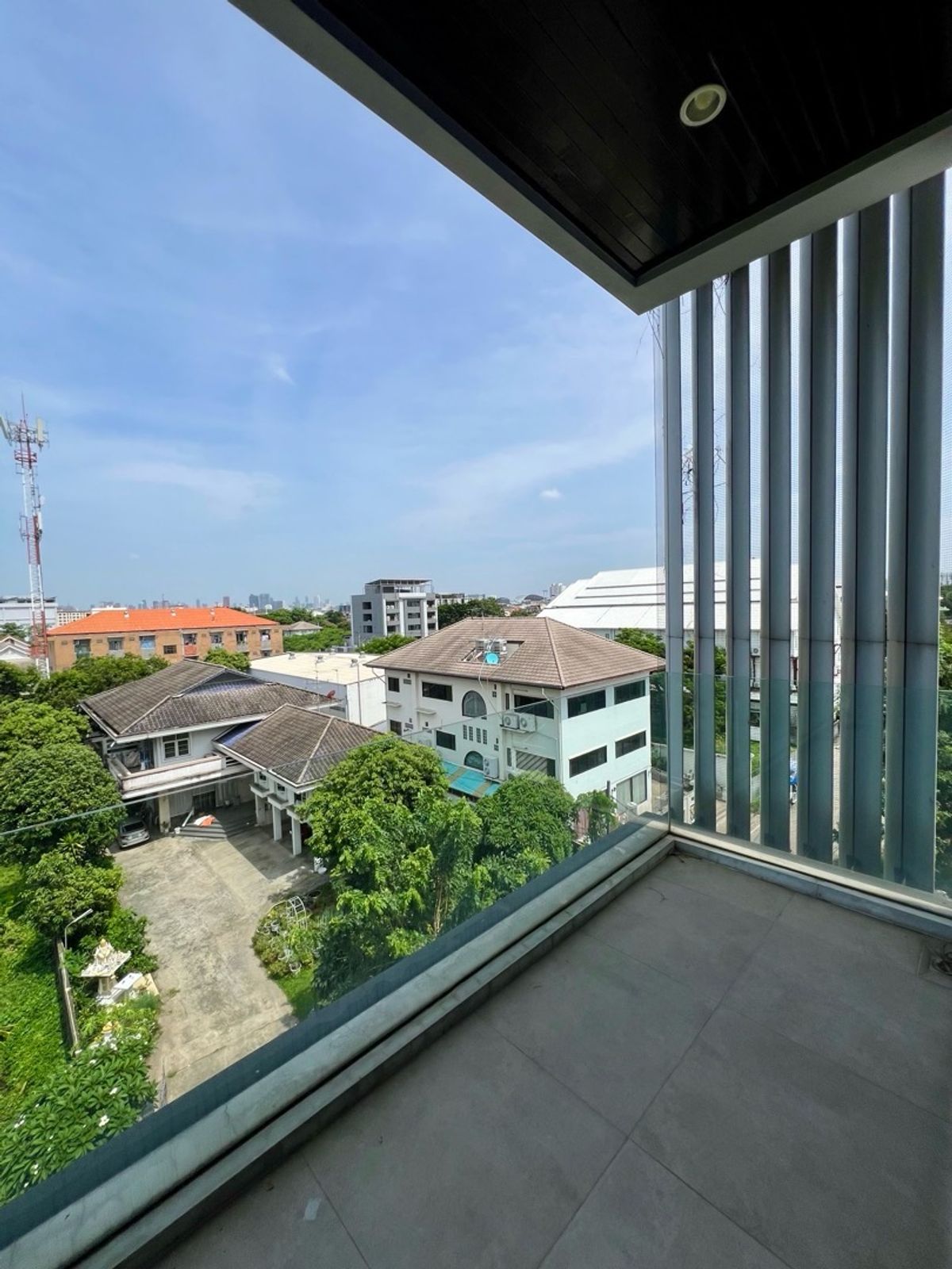 ขายโฮมออฟฟิศพระราม 9 เพชรบุรีตัดใหม่ RCA : 📣 [For Sale] โฮมออฟฟิศพระราม 9 5 ชั้น พร้อมลิฟต์ส่วนตัว ✨ ใจกลางพระราม 9 ซอย 57/1 (Meloft Rama9 Home Office) แต่งครบ พร้อมใช้งาน