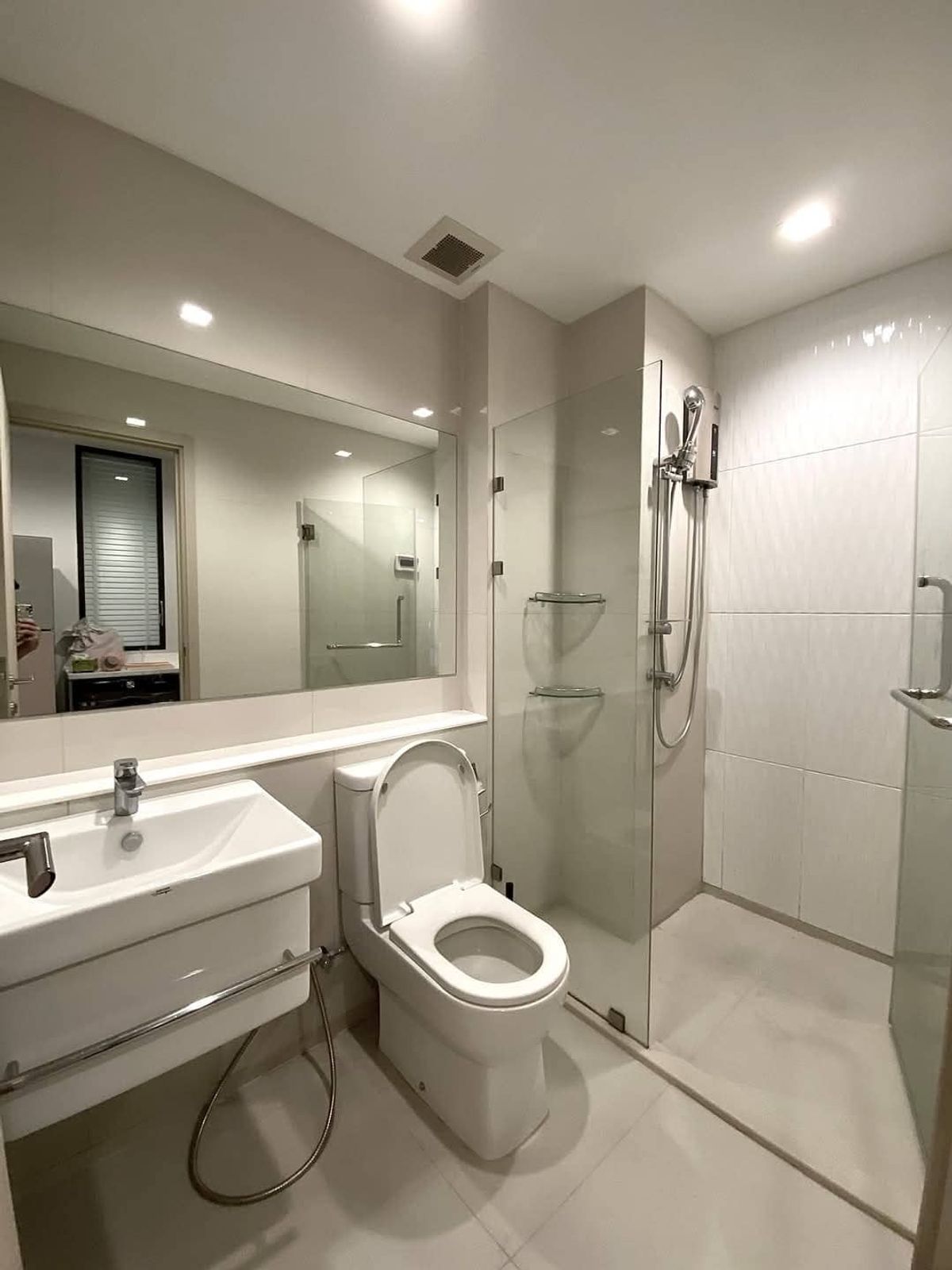 ให้เช่าคอนโดวิทยุ ชิดลม หลังสวน : ให้เช่า 📍 Life One Wireless 📍 เฟอร์นิเจอร์ และ เครื่องใช้ไฟฟ้าครบ ใกล้ BTS เพลินจิต