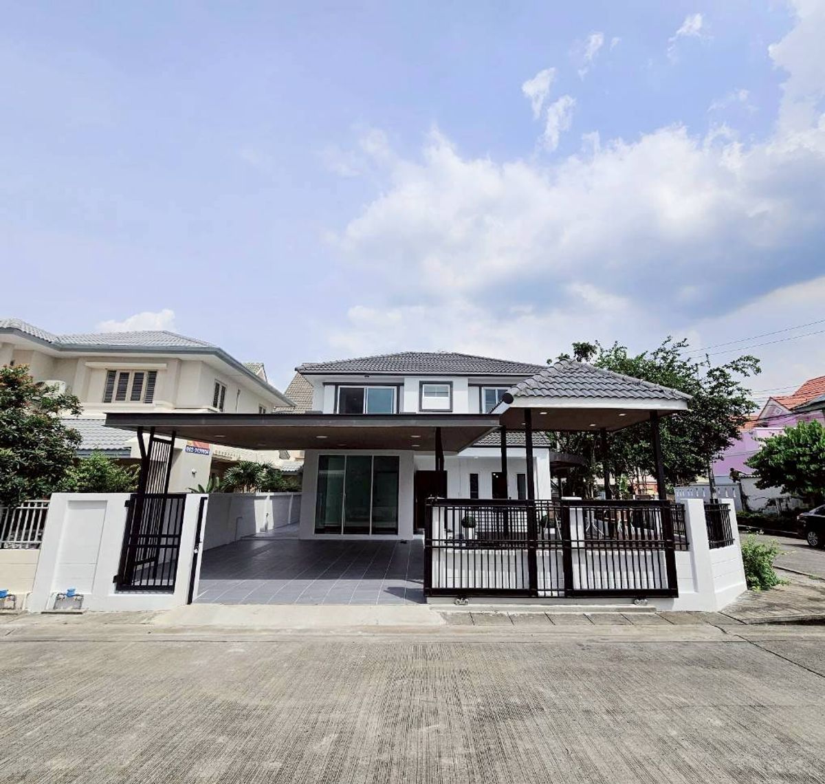 ขายบ้านนวมินทร์ รามอินทรา : S2926 ขายบ้านเดี่ยว Neighborhome วัชรพล สุขาภิบาล 5 รีโนเวทใหม่ (หลังมุม )