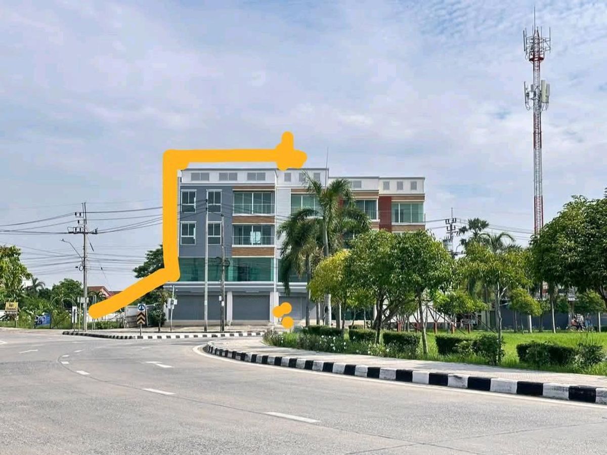 ให้เช่าโฮมออฟฟิศพัฒนาการ ศรีนครินทร์ : 🏢 ให้เช่าตึก 4 ชั้น ขนาดใหญ่ (แปลงมุม)
ทำเล เฉลิมพระเกียรติ ร.9 ซอย 28 – เขตประเวศ
📍 ใกล้สวนหลวง ร.9 เพียง 800 เมตร และศูนย์กีฬาบึงหนองบอน 1 กม.