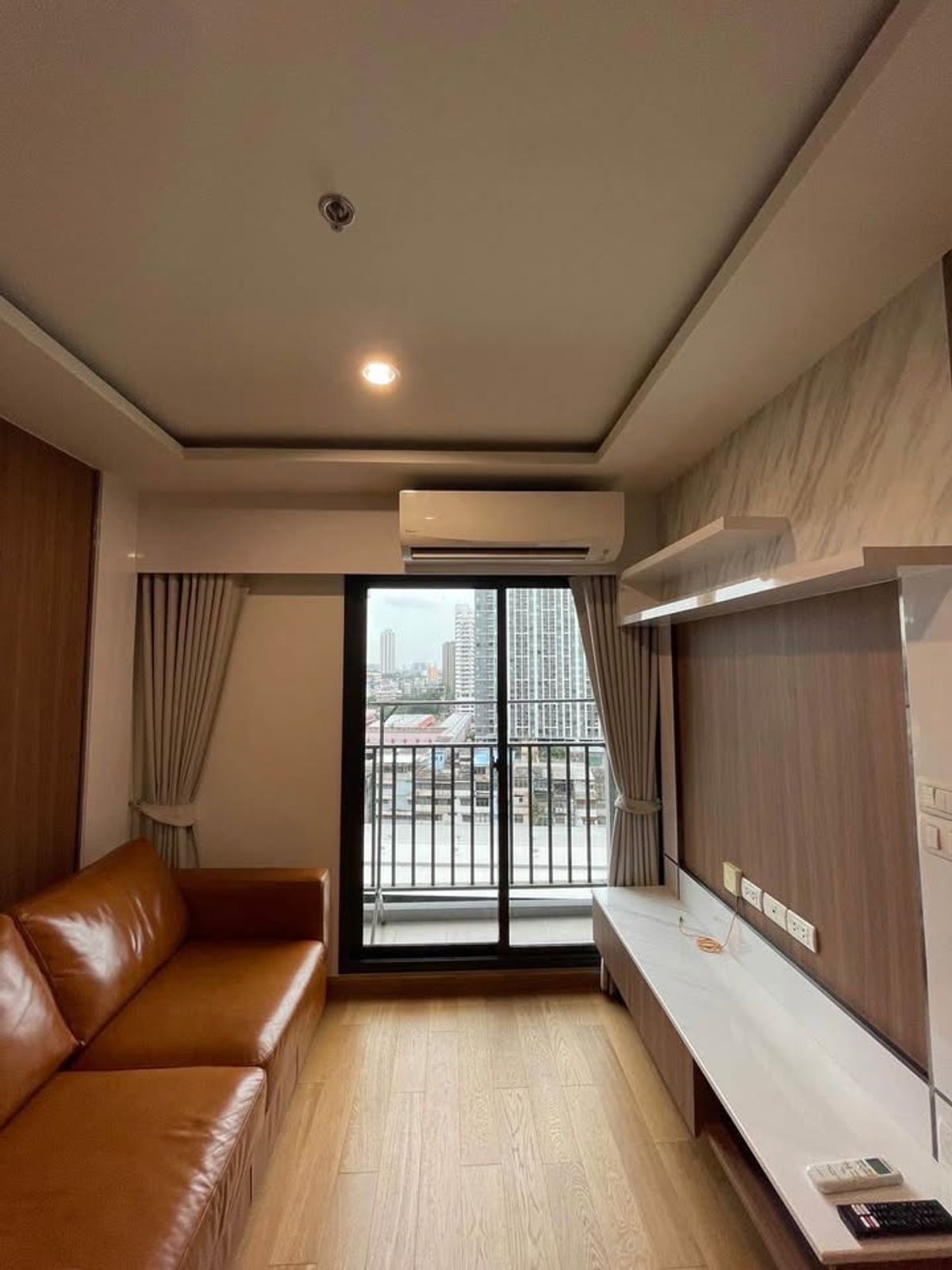 ให้เช่าคอนโดปิ่นเกล้า จรัญสนิทวงศ์ : เช่า RR587 The Parkland  จรัญ-ปิ่นเกล้า ห้องสวย เฟอร์นิเจอร์ครบ ใกล้รถไฟฟ้า MRT บางยี่ขัน