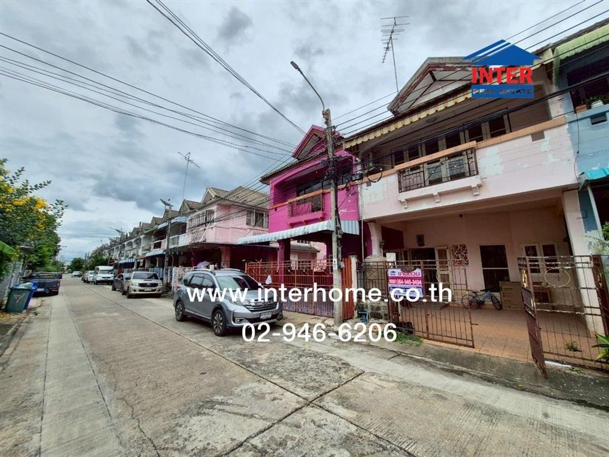 ขายทาวน์โฮมนนทบุรี บางใหญ่ บางบัวทอง : ทาวน์เฮ้าส์ 2 ชั้น 20 ตร.ว. หมู่บ้านบัวทองธานีพาร์ค ใกล้ไทวัสดุบางบัวทอง ซอย6 ถนนกาญจนาภิเษก ถนนบางกรวย-ไทรน้อย บางบัวทอง นนทบุรี