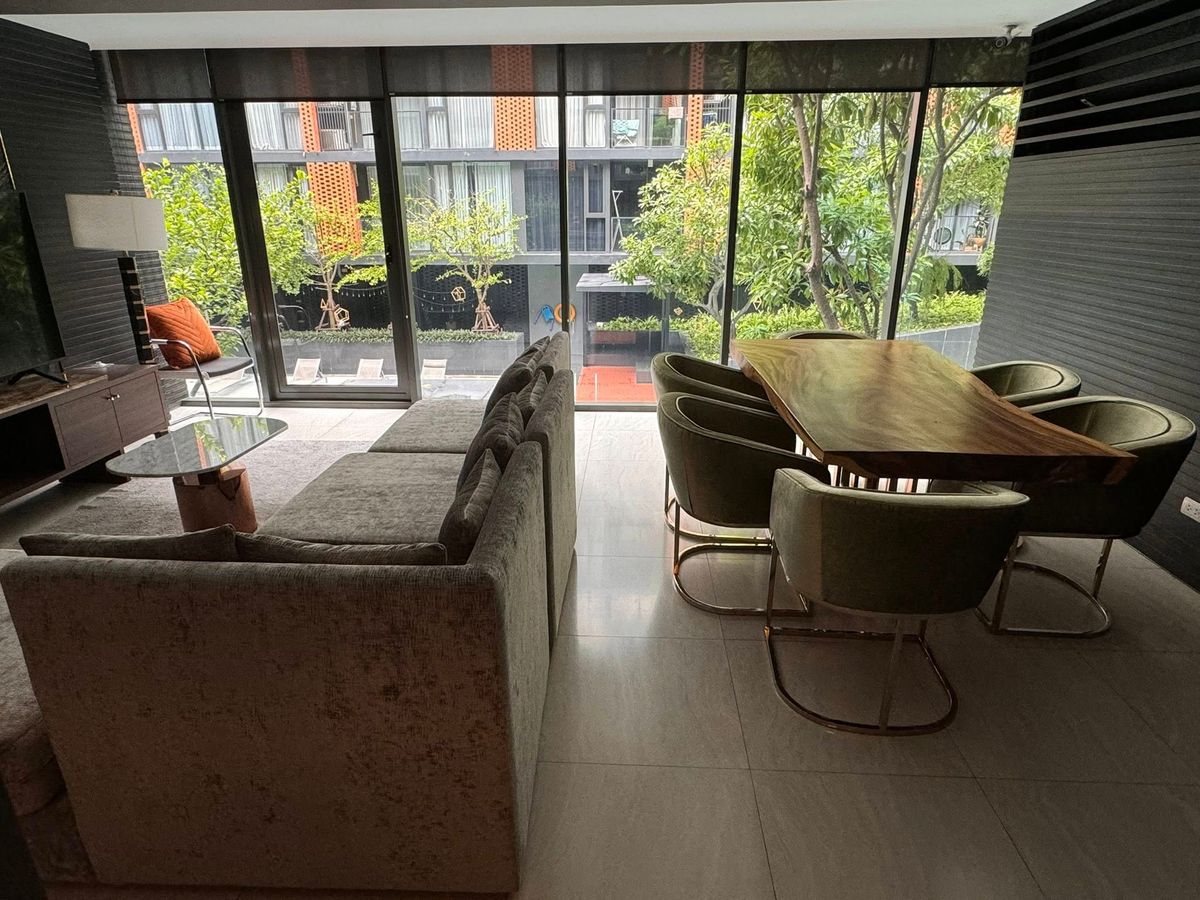 ขายคอนโดสุขุมวิท อโศก ทองหล่อ : Quintara Treehaus Sukhumvit 42 / 2 Bedrooms (SALE WITH TENANT), ควินทารา ทรีเฮาส์ สุขุมวิท 42 / 2 ห้องนอน (ขายพร้อมผู้เช่า) NUUN150