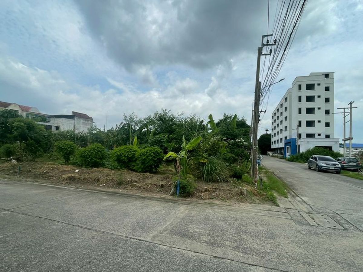 ขายที่ดินมีนบุรี-ร่มเกล้า : ขาย  ที่ดินเปล่า  มีนบุรี  ถ.รามคำแหง