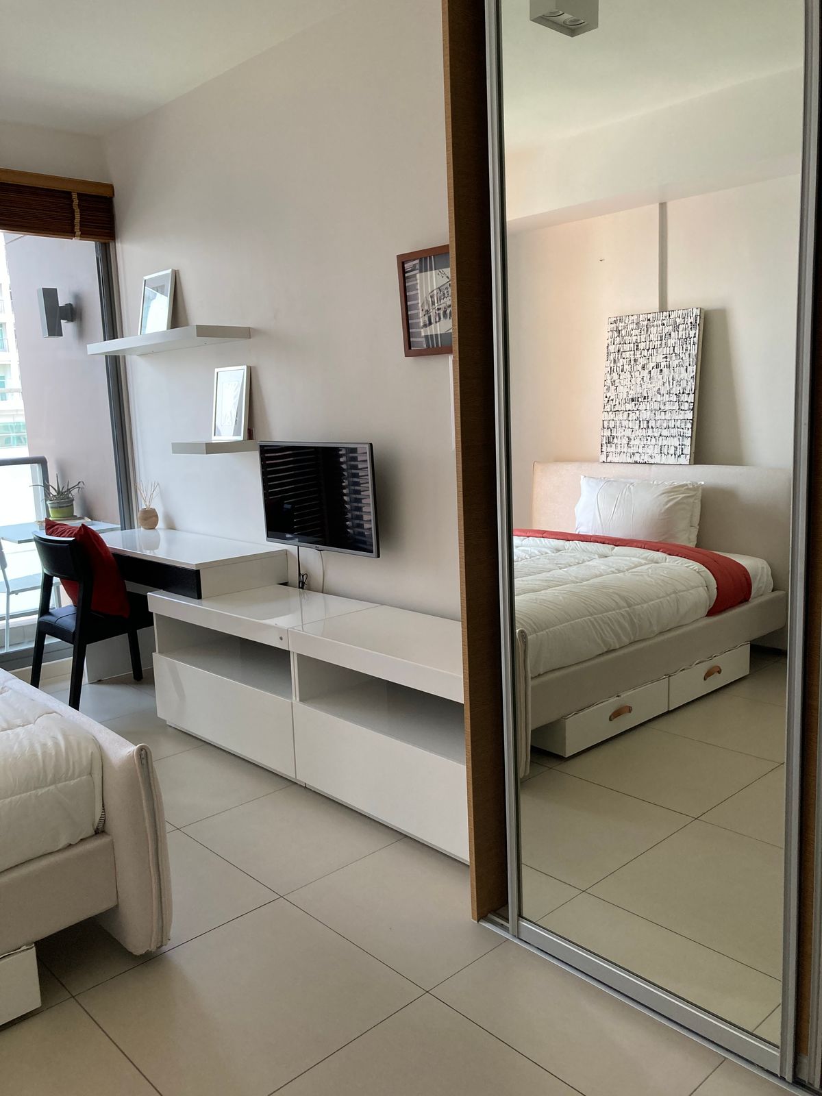 ให้เช่าคอนโดสุขุมวิท อโศก ทองหล่อ : !! ห้องสวย ให้เช่าคอนโด The Lofts Ekkamai (เดอะ ลอฟท์ เอกมัย) ใกล้ MRT เอกมัย
