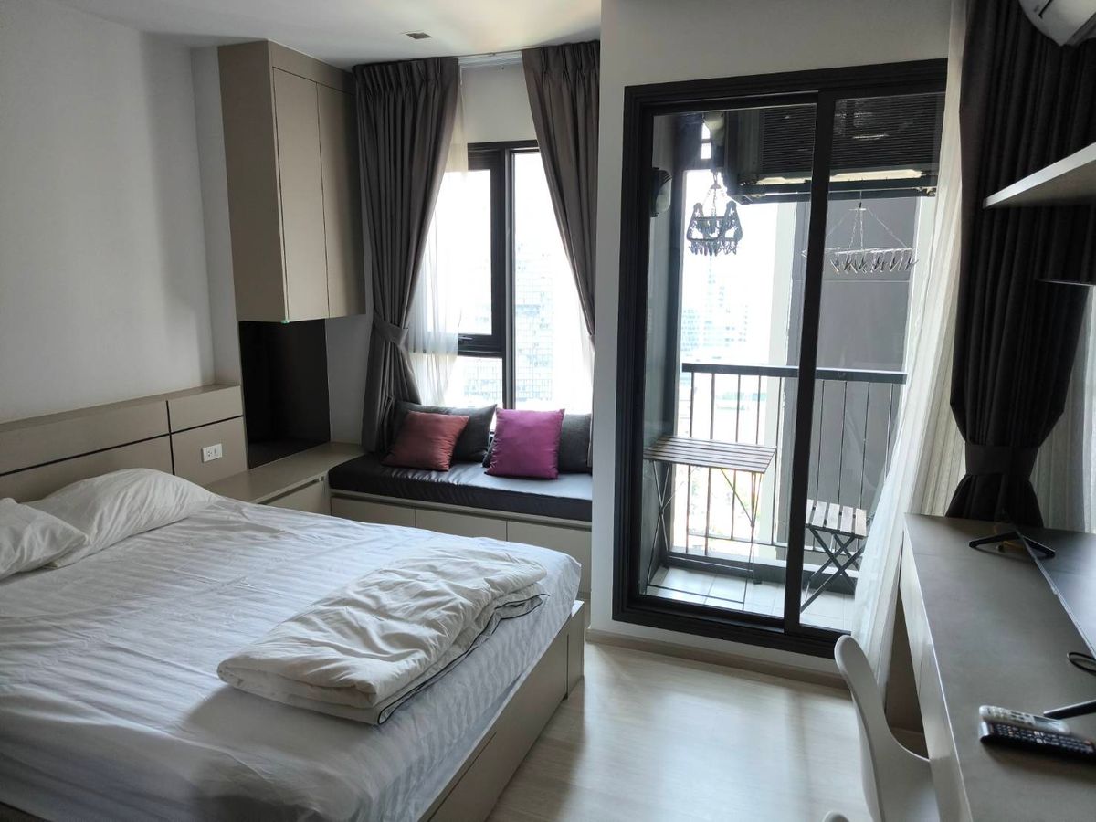 For RentCondoWitthayu, Chidlom, Langsuan, Ploenchit : Life One Wireless for rent, 19,000 baht [JZr250802]